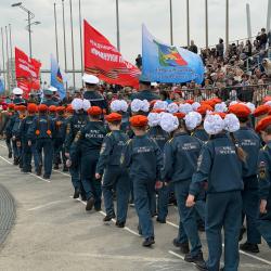 На главную площадь города вышли более 1,5 тысячи первоклассников #9