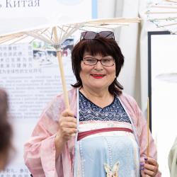 Генконсульство КНР при поддержке администрации города организовало праздник с концертами, мастер-классами и зоной китайской кухни #2