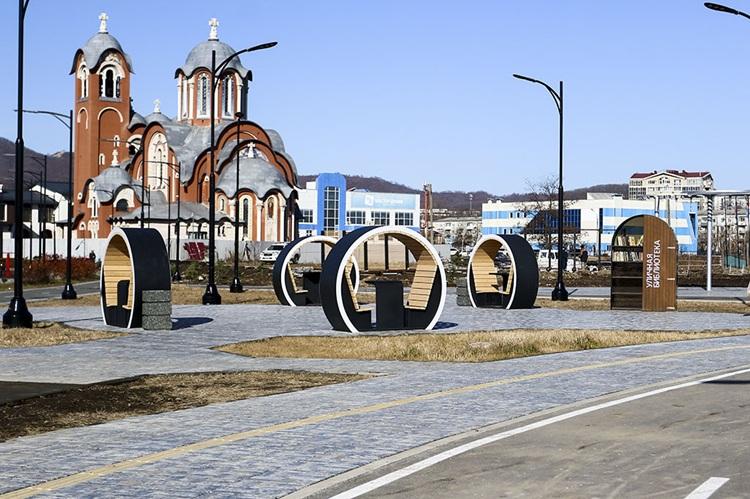 blagoustrojstvo-naberezhnoj-ozera-solenog3.jpg