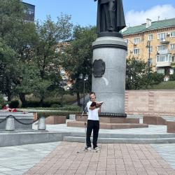 В сквере, где покоится прах великого генерал-губернатора, прошли памятный митинг, чтение архивных документов и торжественное возложение цветов #15